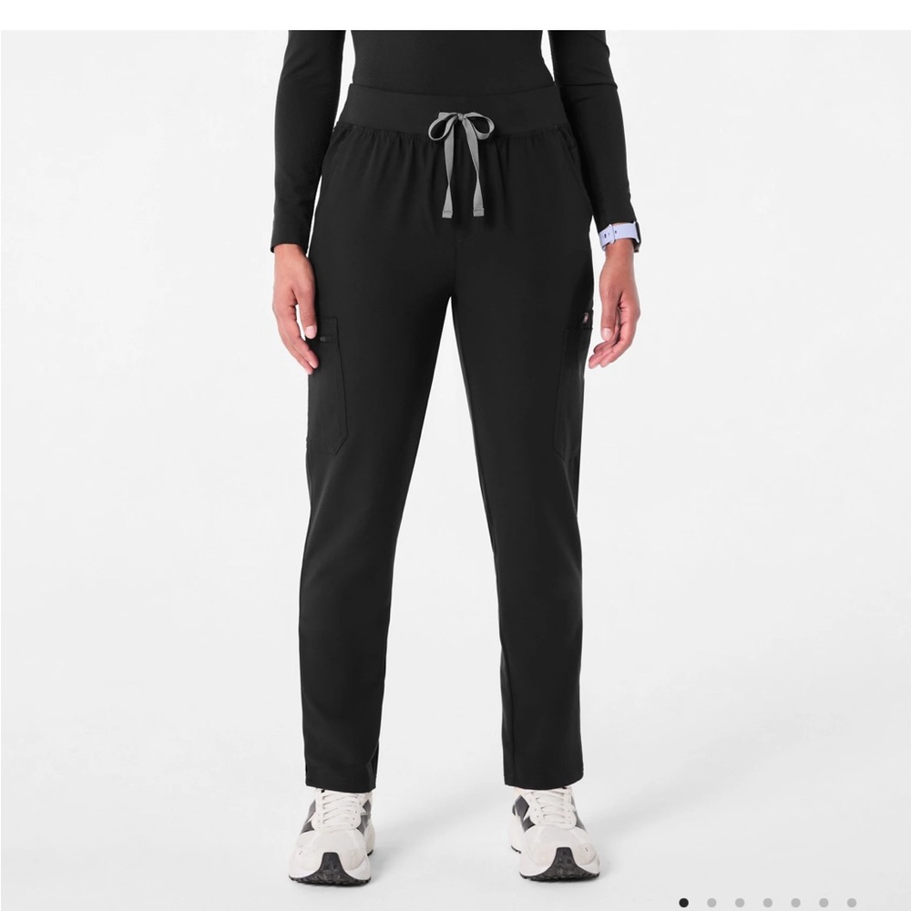Figs Black High Waisted Yola Skinny Scrub Pants Size Medium